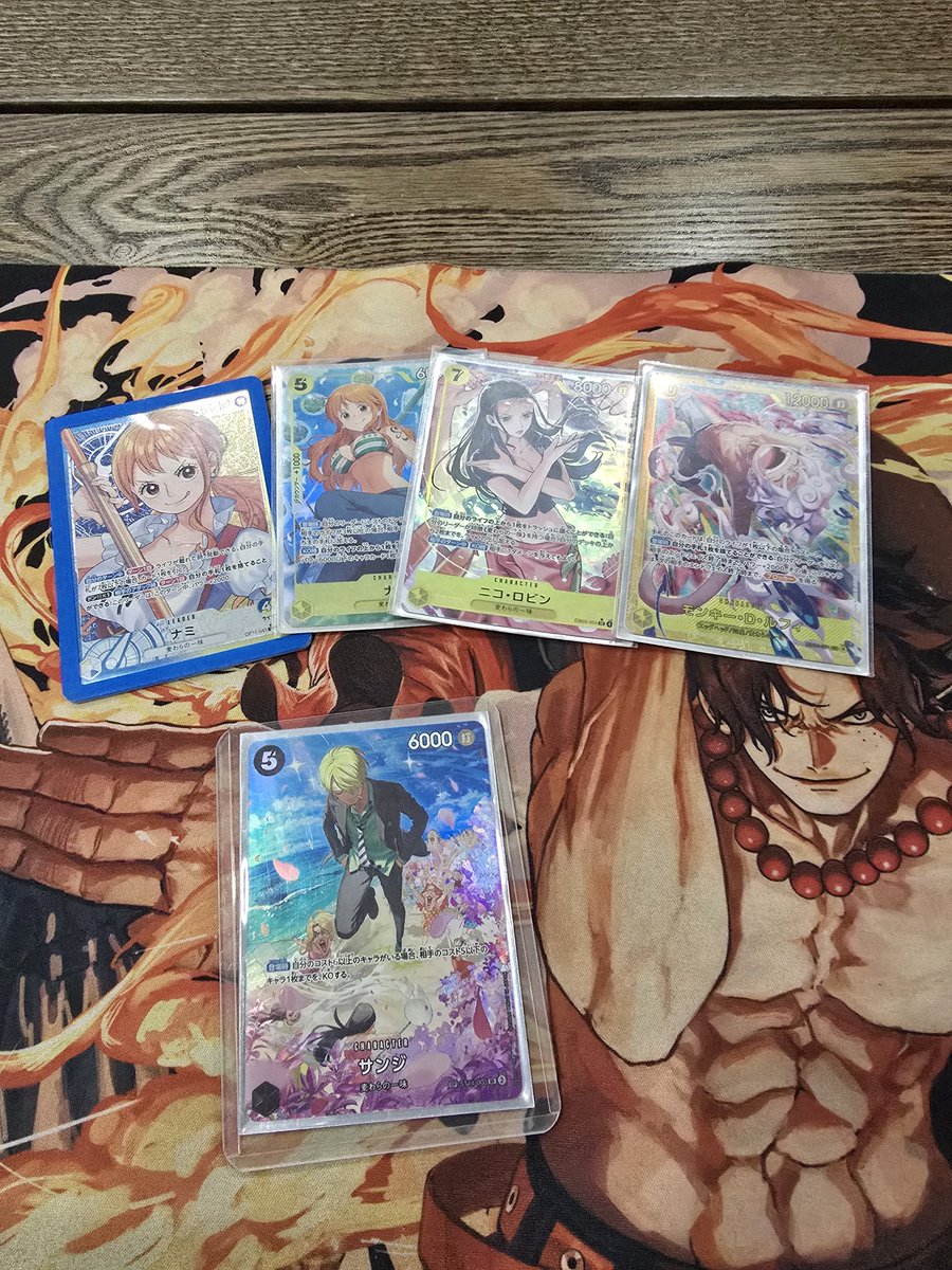 Chuabear1's tweet photo. LUDO FS 4-1

🔵🟡 Nami

❌️  🔵🟣LUFFY
✅️  🟣DOFFY
✅️ 🔴⚫️KOBY BRYANT
✅️ 🔵🟣 LUFFY
✅️ 🟢MEEHAWK🤝

Top 8 secured

Was able to pull an SP sanji from packs haha. Strawhats are almost complete. Zoro missing as usual. https://t.co/myqfYDLPjH