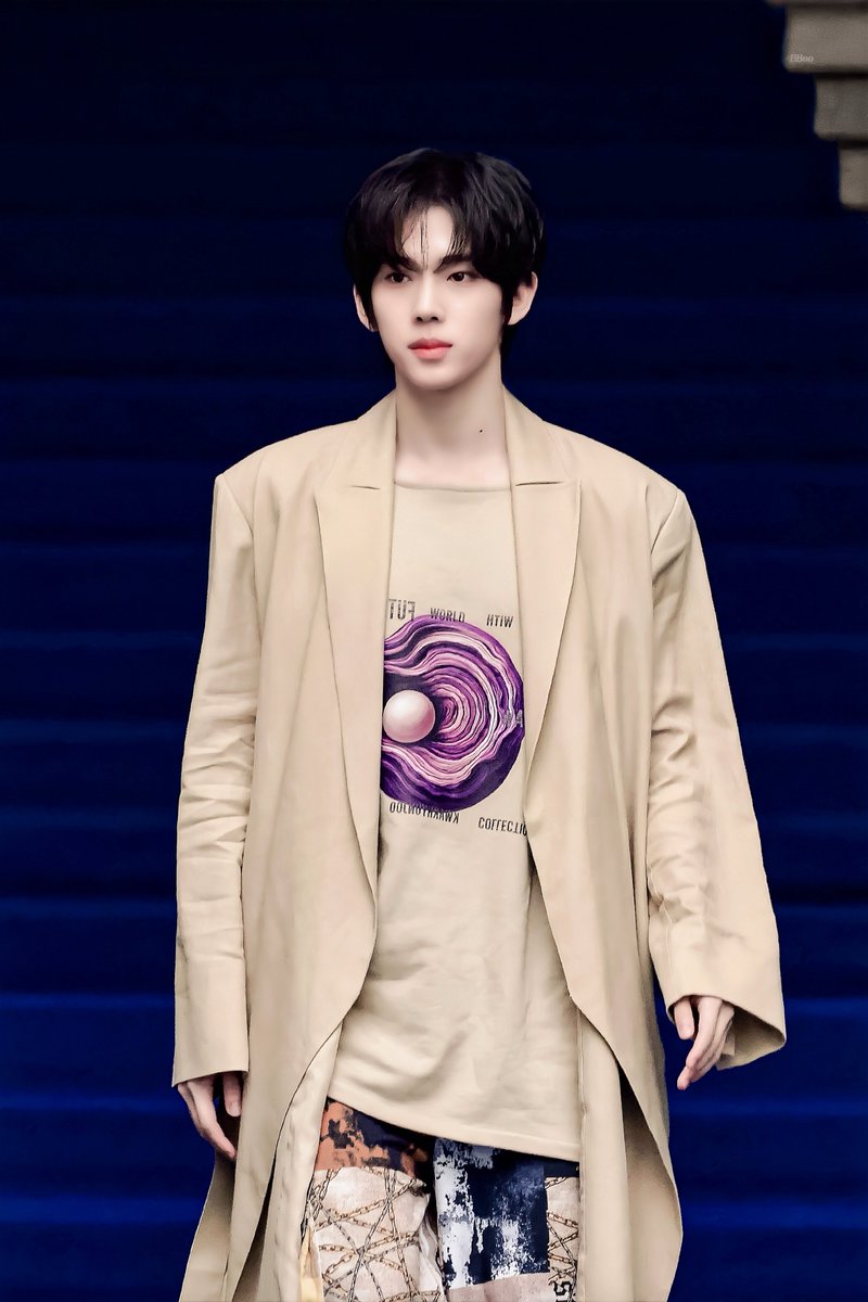 260204

#루네이트 #카엘 #LUN8 #CHAEL