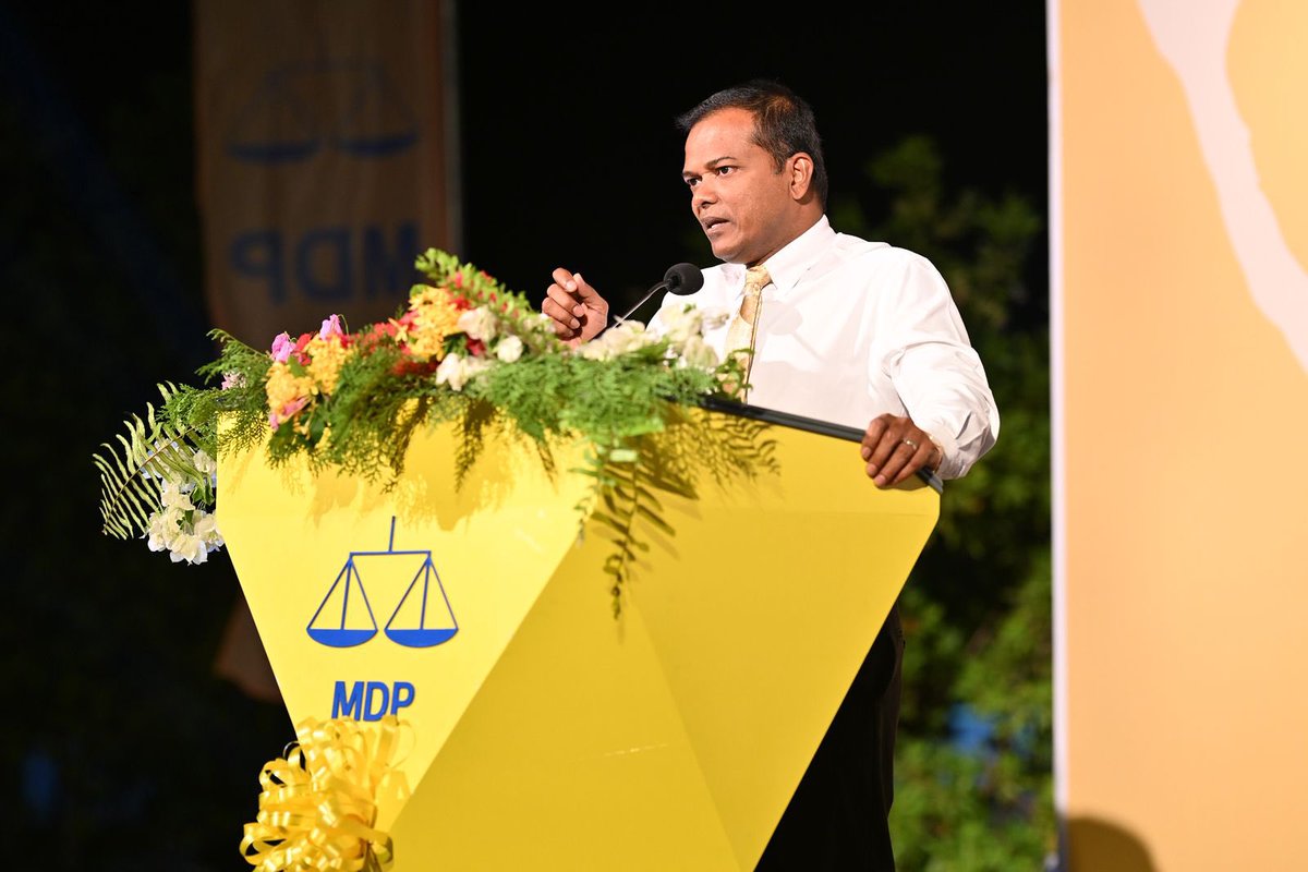 ކުރިއަށް އޮތް ލޯކަލް ކައުންސިލް އިންތިހާބަށް ތައްޔާރުވުމުގެ ގޮތުން އައްޑޫ  ސިޓީ މަރަދޫގައި ބޭއްވި “ހޭވައްލާ ތައްޔާރު” ޖަލްސާއަކީ މިއިންތިހާބަށް ތައްޔާރުވުމުގެ ގޮތުން  <a href="/MDPSecretariat/">MDP Secretariat</a> އިން ބޭއްވި ފޯރިގަދަ ޖަލްސާ.

މިޖަލްސާގައި ކުރިއަށް  އޮތް ލޯކަލް ކައުންސިލް އިންތިހާބާއި،