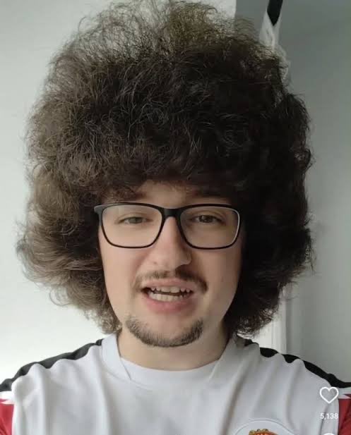 <a href="/FabrizioRomano/">Fabrizio Romano</a> 4 down, 1 to go. West Ham is the only thing standing between this man and a barber.