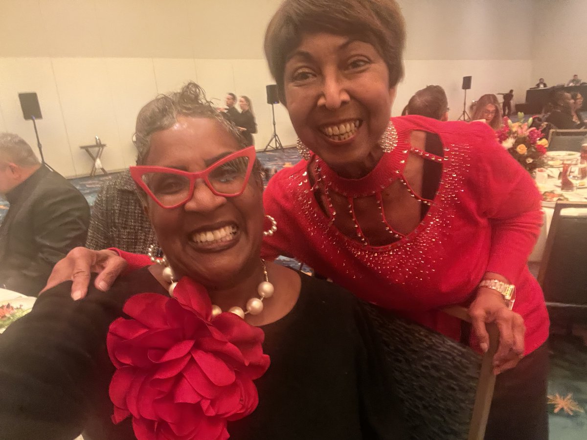 Nichele Williams tweet media