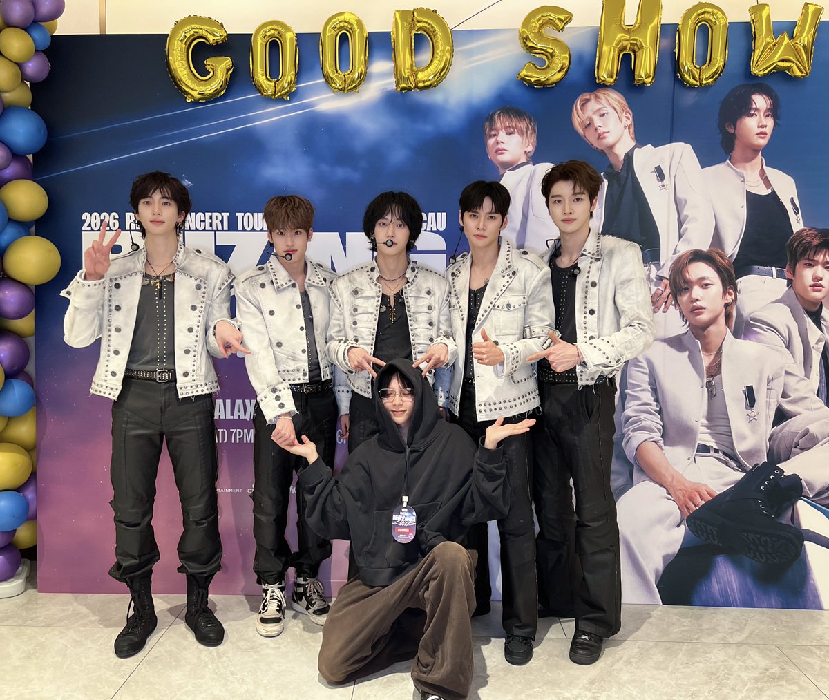 RIIZING LOUD IN #MACAU DAY 1️⃣

#RIIZE #라이즈
#RISEandREALIZE
#RIIZE_CONCERT 
#RIIZINGLOUD