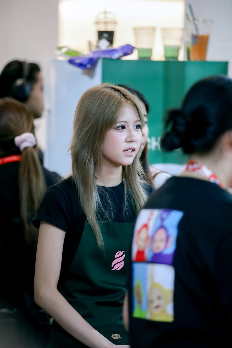 น้องบลายธ์ 💖
#BlytheBNK48 #BNK48