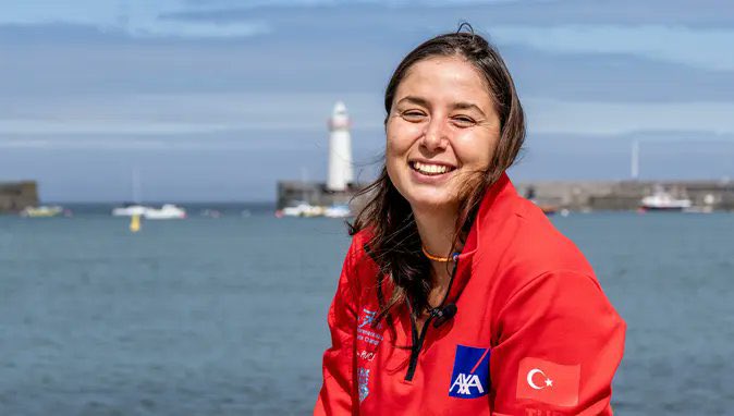 🔴 Ultra maraton yüzücümüz Bengisu Avcı, Master Oyunları'nda 5 bin metre yüzmede dünya şampiyonu oldu.  🇹🇷