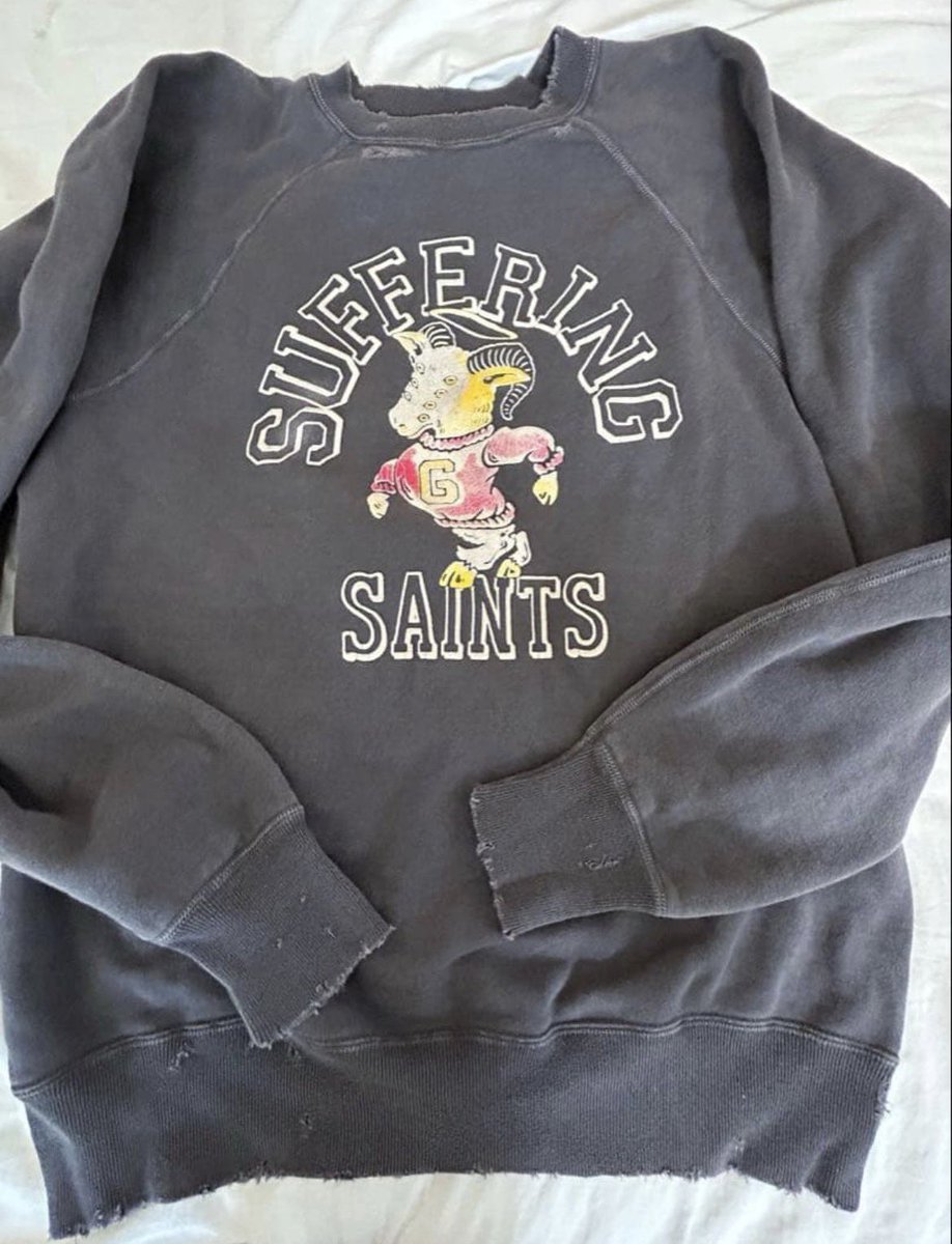 NEXUSVII. × SAINT Mxxxxxxスウェット セントマイケルの165枚限定のスウェットらしい。SAINT Mxxxxxx