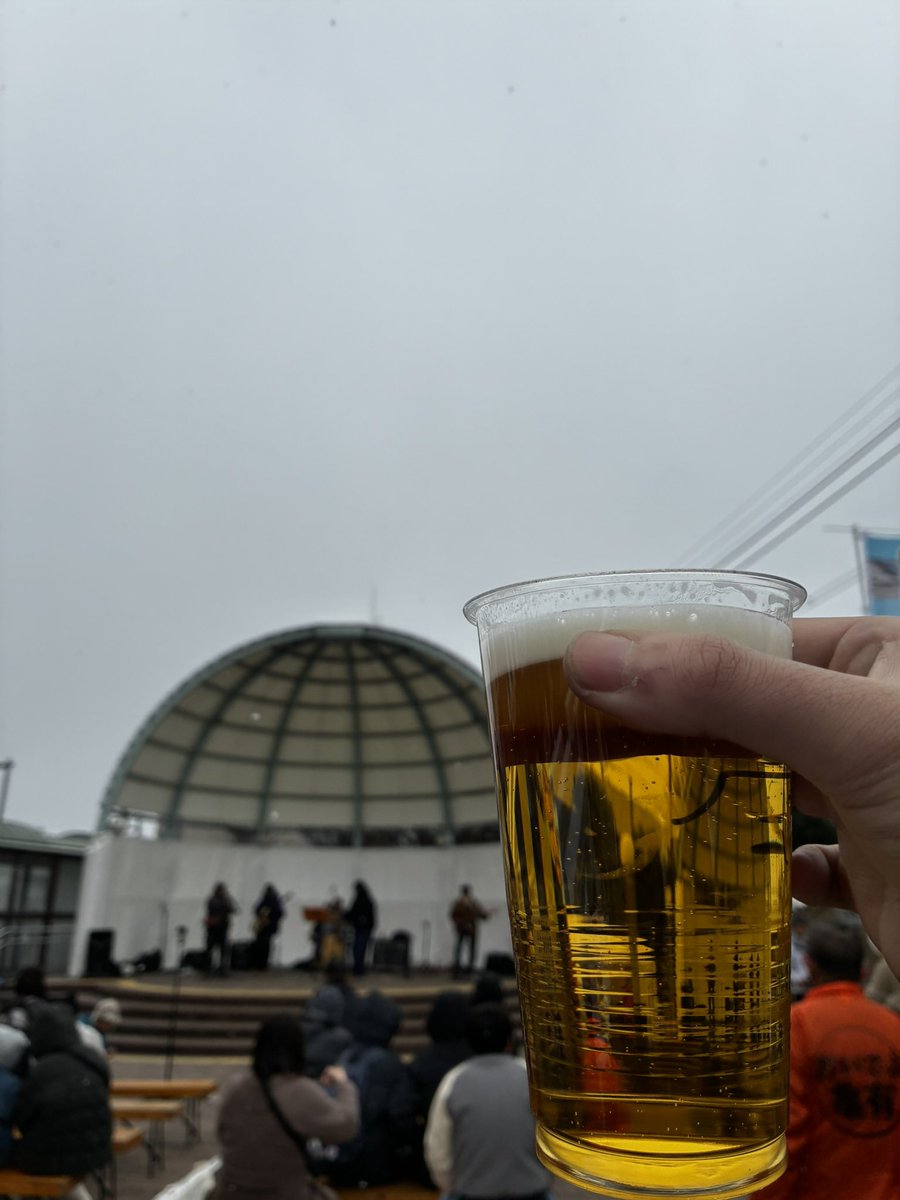 今日は亀有でサポート〜地元で吹奏楽リハでした‼️

雪も降ってえぐい寒かったけど亀有のあったけぇ人との出会いと雪見酒と、地元の懐かしい顔を見れて良き日となりました。
楽器担いでると難しいから今度は手ぶらでどっかぶらり下町飲みしたいね