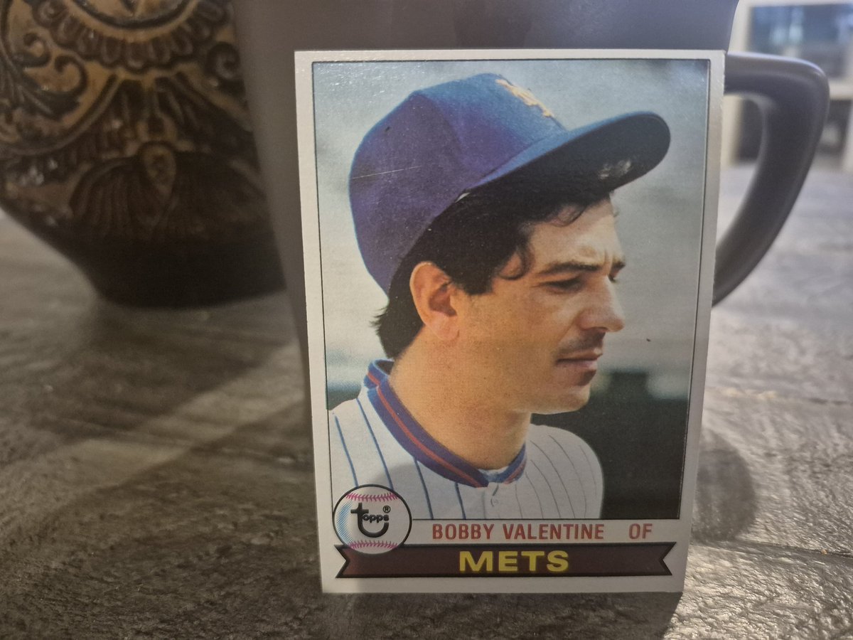 phinsare1's tweet image. Happy Saturday!

Interesting fact day!

~ Hi my name's Dave, and I love baseball cards. 

1979 #SetBuild