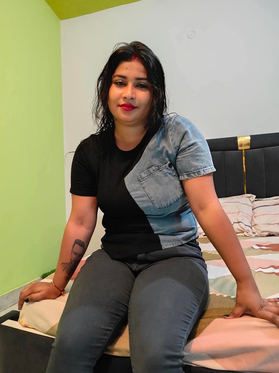 आज जीजा जी घर पर आए हुए हैं बोल रहे हम दोनों एक रूम में सो जाते हैं मुझे डर कही मेरी ले ना ले क्या करूं...see more