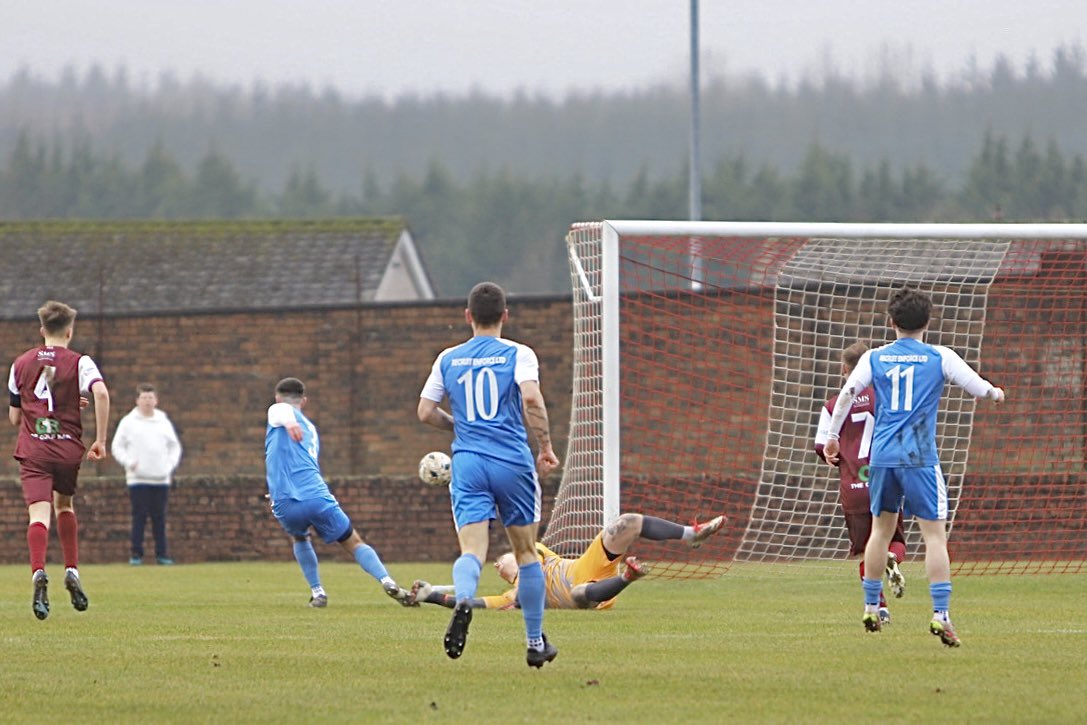 Gavin_Pics tweet media