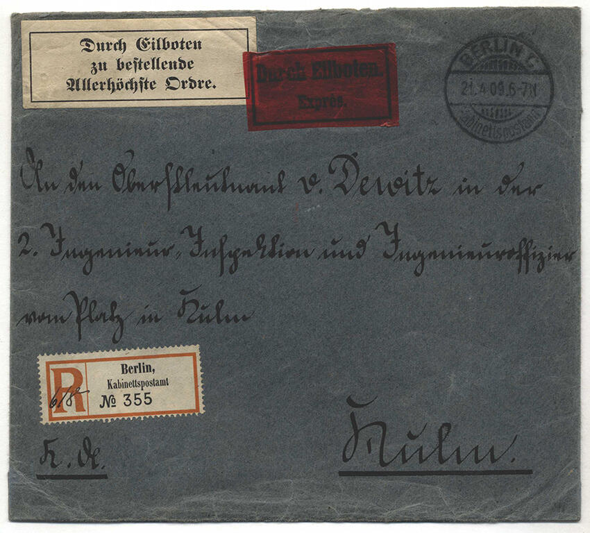 Royal Household Mail tweet media