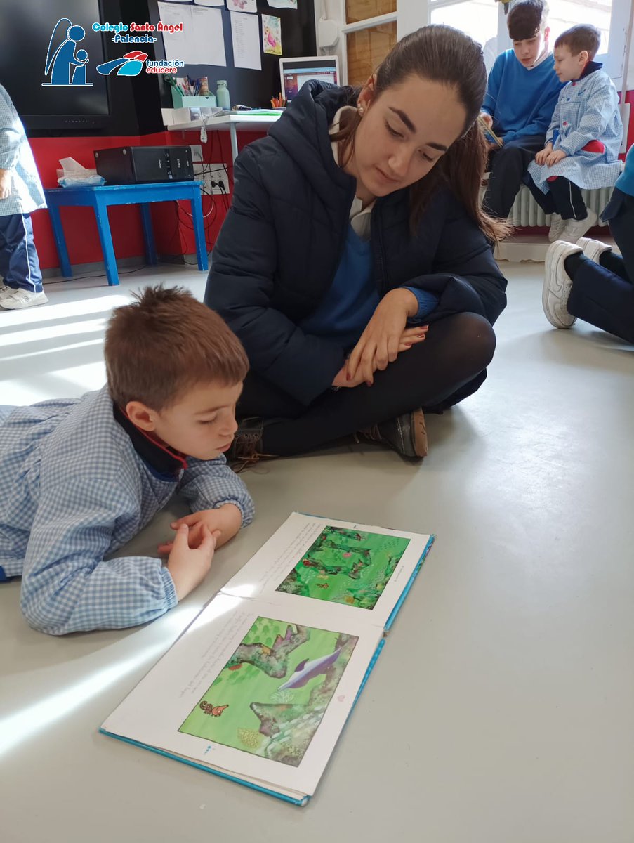 SantoAngelPal's tweet photo. Hay algo más mágico que compartir una historia? 
​Nuestros alumnos de #3ºESO se convierten en #AmigosdelaLectura de #3ºInfantil.Un proyecto de complicidad y respeto que une etapas a través de los libros.Orgullosos de nuestros padrinos y ahijados!  #SomosEducere @FundEducere https://t.co/IjU7q2Iz11