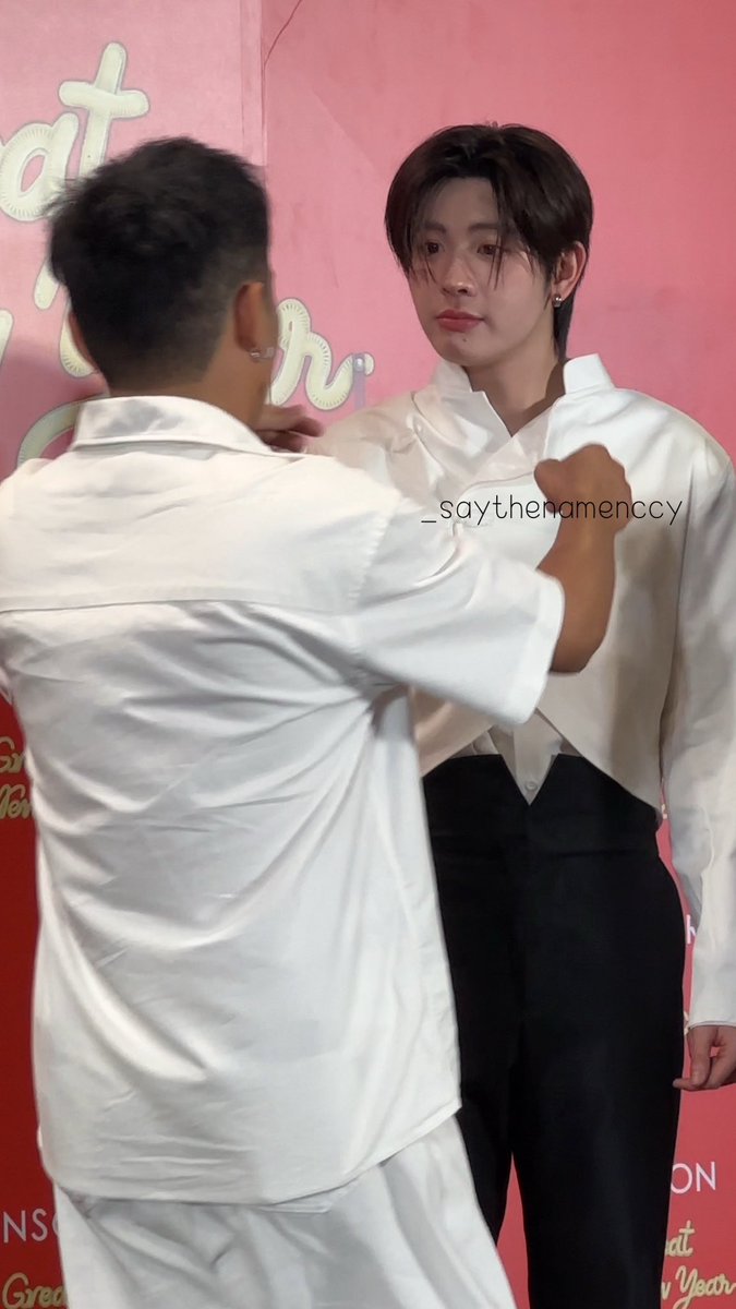 _saythenamenccy's tweet photo. น้องเฟิ้ดจาเอาอายายค้าบบบ เจ่เจ้ให้หมดเยย

 #Robinsonxtlefirstone
#เติ้ลเฟิร์สวัน https://t.co/3IYbLyPB9N