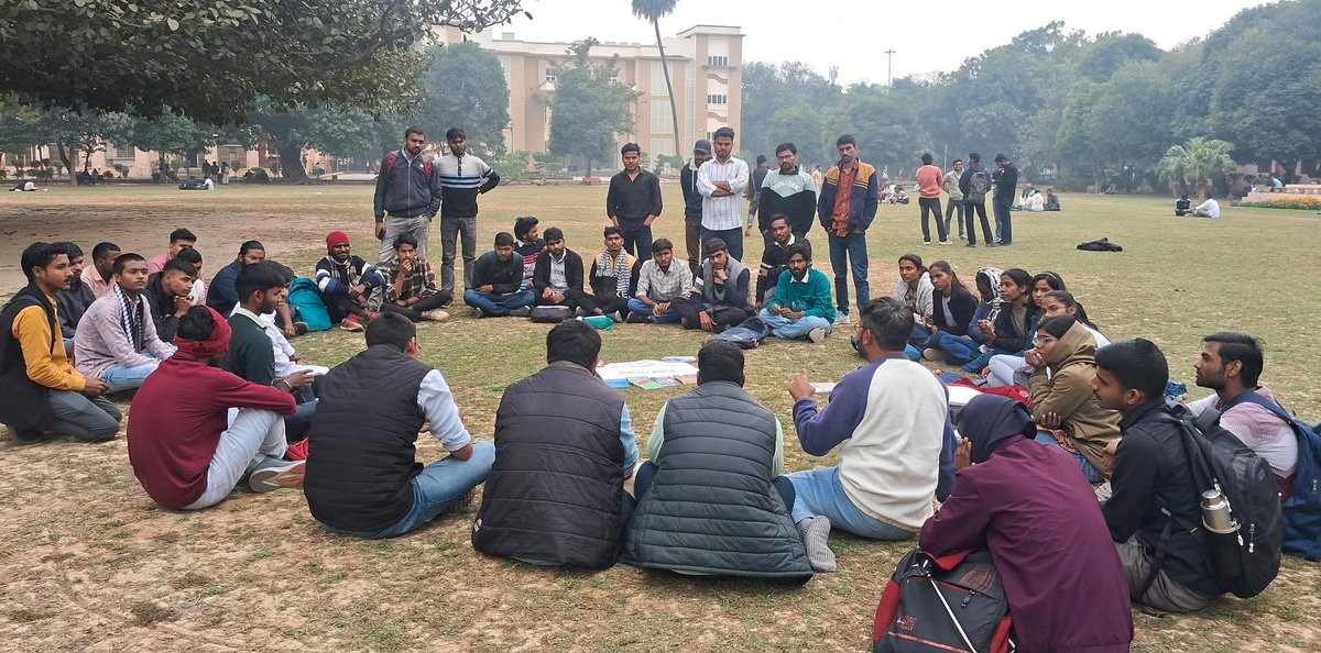 JoinDisha's tweet image. यूजीसी नियमावली, 2026 विषय पर परिचर्चा कर रहे दिशा छात्र संगठन के छात्रों पर संघी गुंडों का कायराना हमला!

@EduMinOfIndia @Uppolice @UPGovt @dgpup @ravish_journo @dpradhanbjp 
#UGCRegulations #ugcprotest #UGCAct