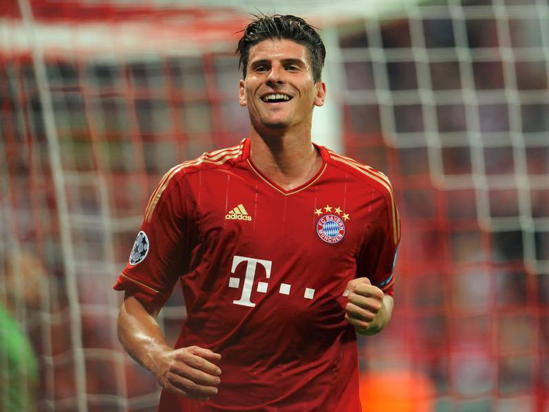 Güncel yüzyılda bir Alman oyuncunun tek sezonda ulaştığı en yüksek gol + asist sayıları:

➡️ 48 – Mario Gomez (2011/12)
➡️ 48 – Miroslav Klose (2005/06)
➡️ 46 – Mario Gomez (2010/11)
➡️ 45 – Marco Reus (2013/14)
➡️ 45 – Thomas Müller (2015/16)
➡️ 44 – Mario Gomez (2008/09)
➡️ 40