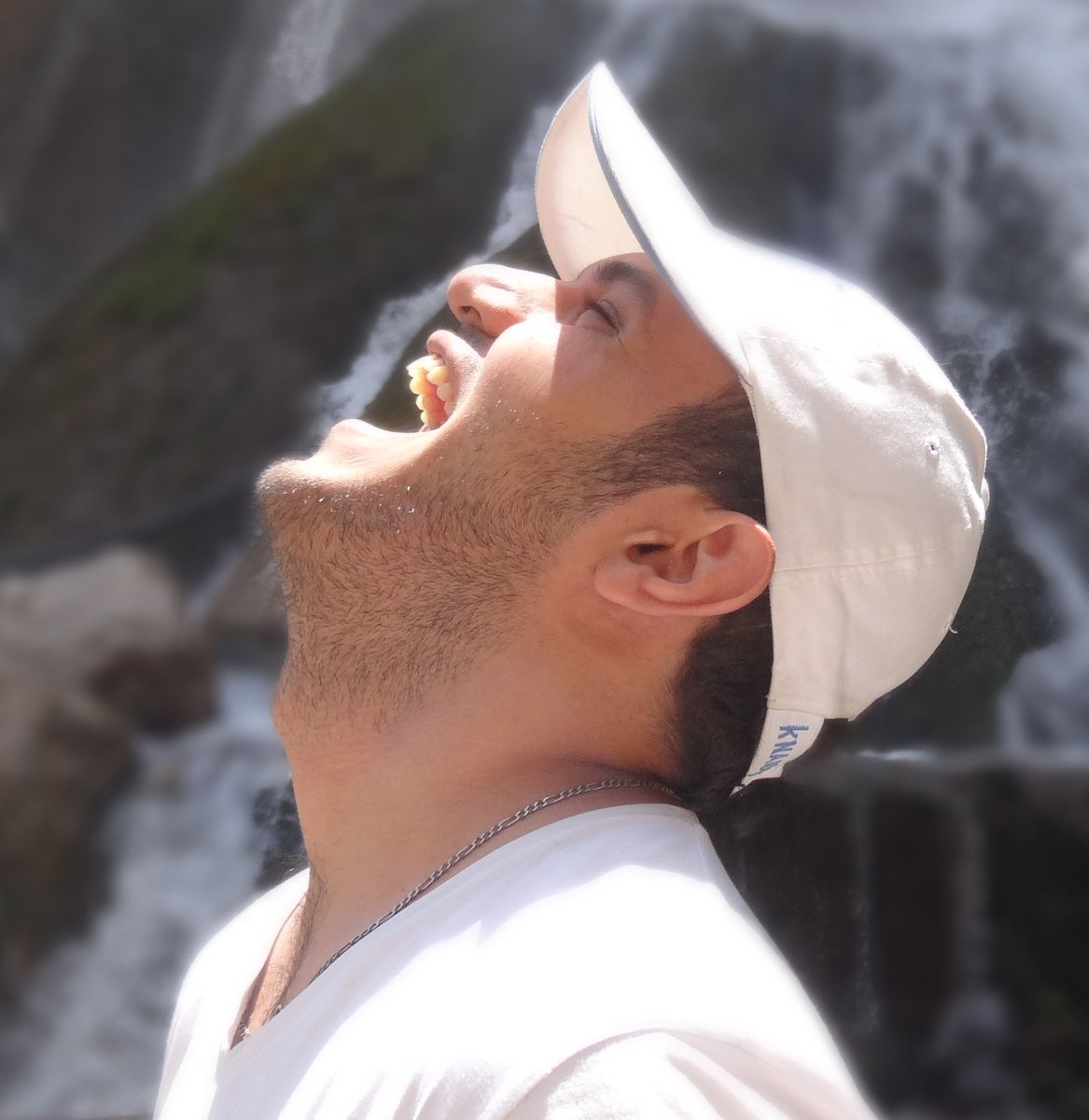 amureza64's tweet photo. ۳۰ روز گذشته، شما دو نفر و اینهمه دسته گل جاوید نام  دیگه نیستید، و  ما نه کم میاریم، نه میترسیم، نه فراموش میکنیم.
بالاتر از سیاهی رنگی نیست، تهش مارو هم میخوان بکشن دیگه 

#جاوید_نام 
#فرید_رمضانی 
#مصطفی_جعفری_فشارکی 
#مصطفی‌جعفری‌فشارکی https://t.co/ImL7PwtsXc