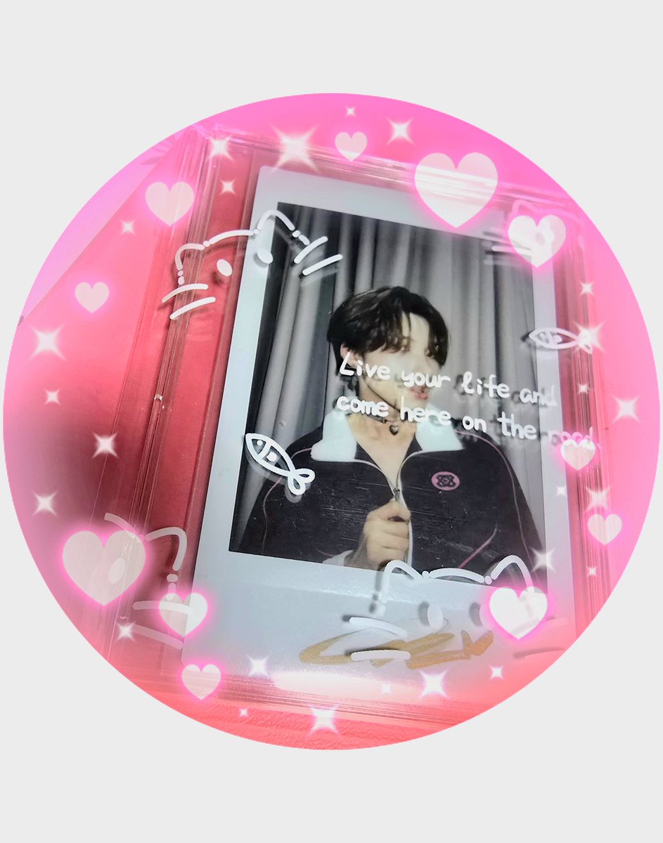 サイン入りポラロイド当たりました🎊
半信半疑でしたがメール頂けて😂💞商品届いてたので💦別に送料はかかりましたが🤭記念品は嬉しいです‼️前後の番号の方も当選してたのなんか嬉しかったな〜
<a href="/negacfashion/">Nega C. Fashion</a> 
thank you💗💗🐰💗💗