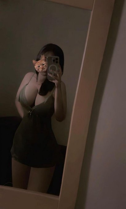 奈奈菜 tweet media