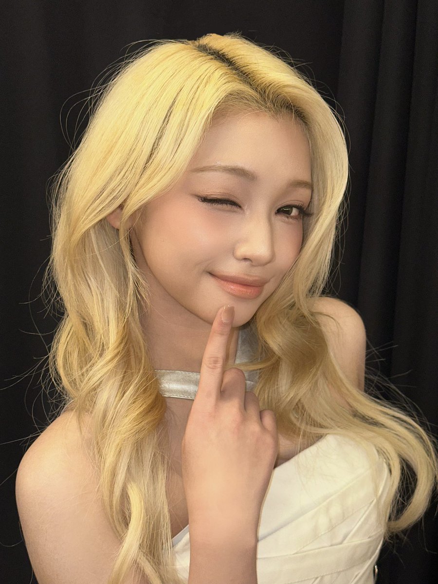 UNIS_offcl's tweet photo. u have my heart, Jacksonville 🦢✨

#UNIS #유니스 
#GEHLEE #젤리당카 https://t.co/xMVgP01XmY