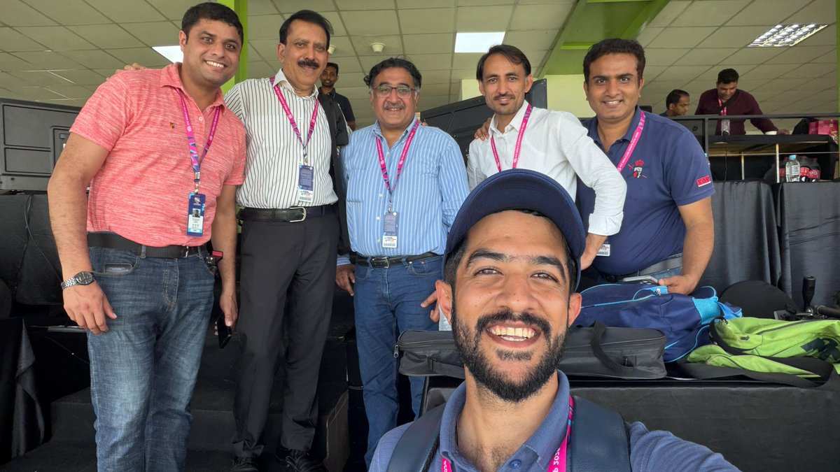 ShakeelktkKhan's tweet photo. Enjoyed thrilling match with seniors @sohailimrangeo @hashmi_shahid and  @Real_Charagh @wasimahmad25 @aqib_qu 
#PAKvNED https://t.co/JSryBIefQX