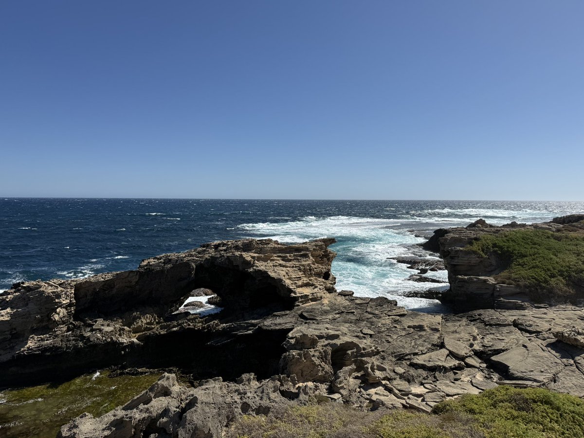 AstroRongjun tweet media