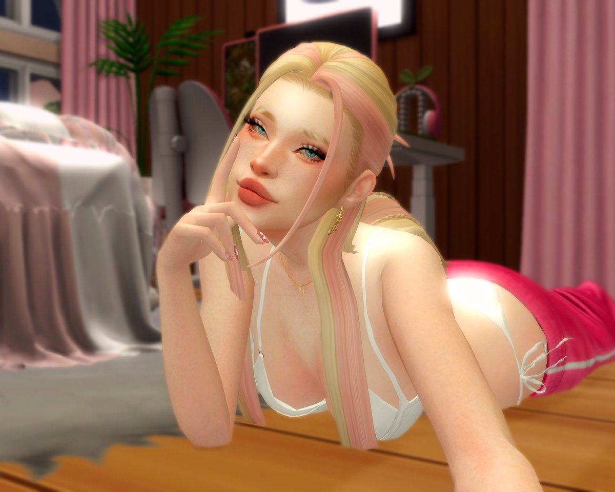 incendiarysims's tweet image. My pretty princess