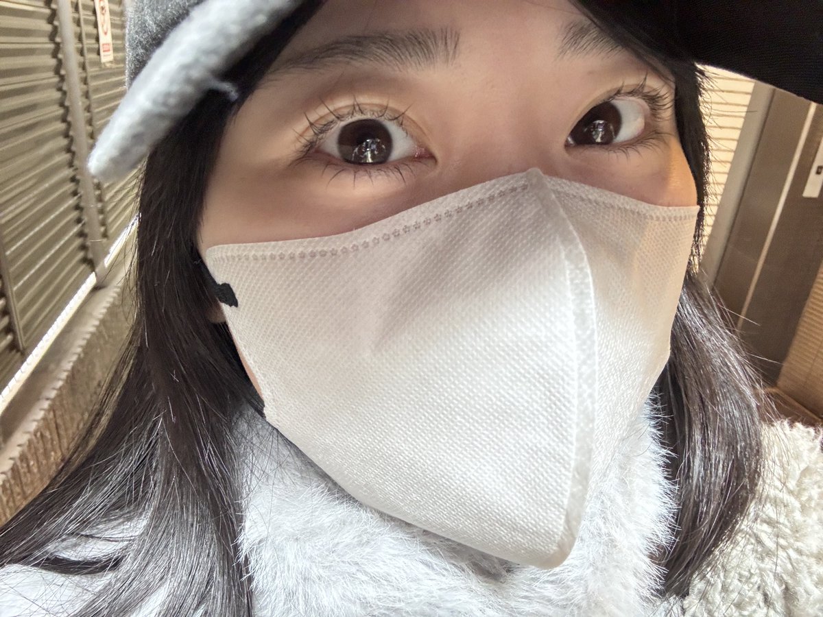 早朝に起きて目バチバチにしてきた☆
自分のご機嫌とるのが楽しくなってきた今日この頃です。