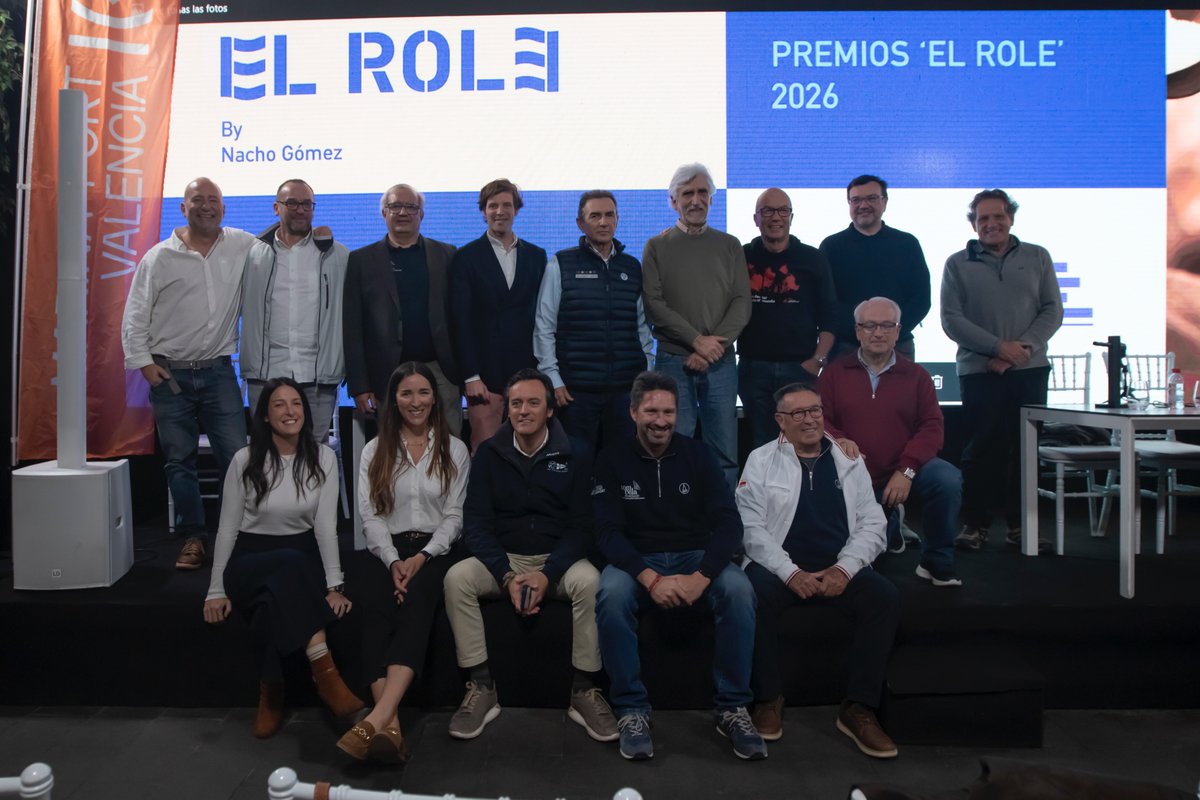 El Role tweet media