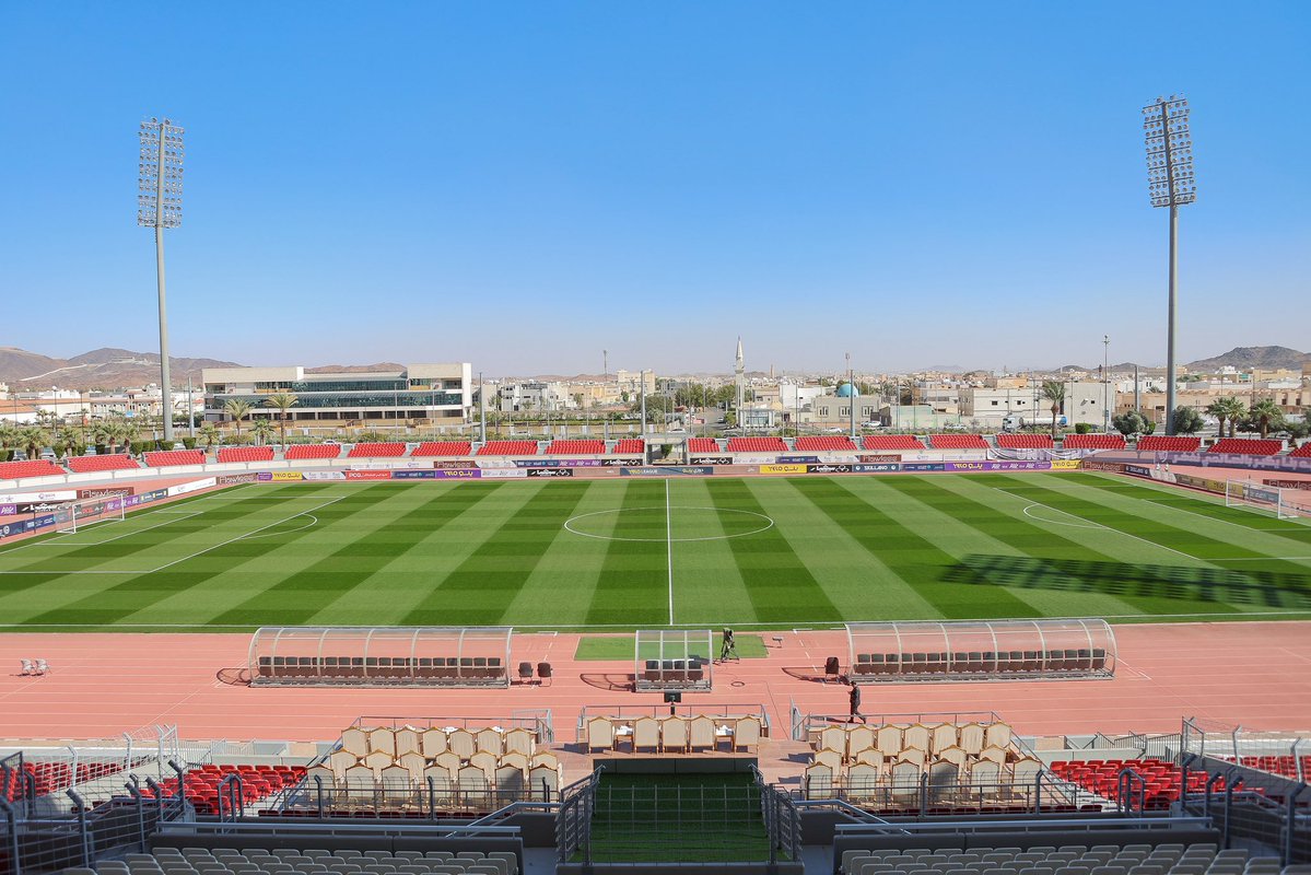 🔴• عبر القطار ، بعثة الفريق الأول تغادر إلى حائل استعدادًا لمواجهة الطائي غدًا .

فالهم الثلاث نقاط ان شاء الله❤️