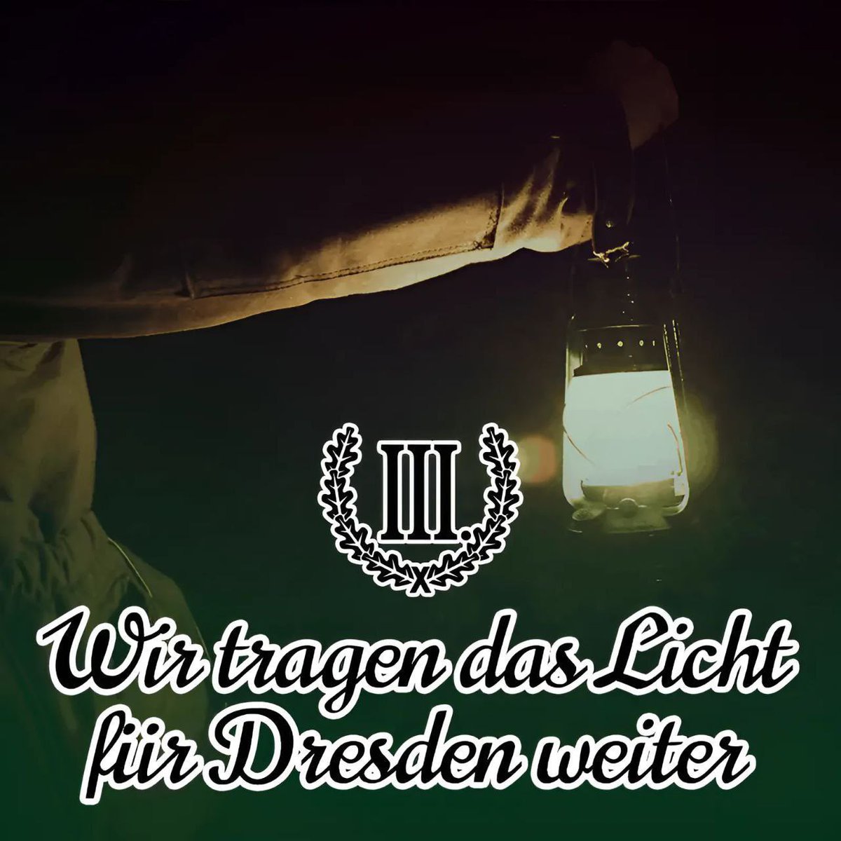 Amschoenenrhein's tweet photo. Auch in diesem Jahr tragen wir das “Licht für Dresden” weiter durch unser deutsches Land. Hier informieren wir über den aktuellen Stand des diesjährigen Fackelmarsches:  https://t.co/8YusWs4FzH
#Dresden #Bombenterror #DerDritteWeg #Fackelmarsch #unvergessen https://t.co/cdJzqgsXV6