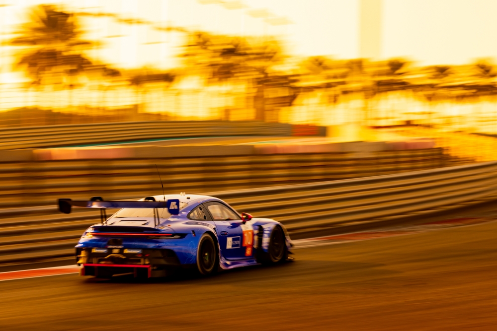 dailysportscar's tweet photo. 📺 TUNE IN NOW! Coverage of the first @AsianLeMans race of the weekend at Yas Marina has started on YouTube!

STREAM ➡️ https://t.co/zJy9ALMIpH

#AsianLeMans #4HAbuDhabi https://t.co/yh1vjM8YKH