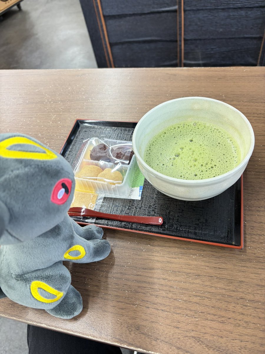 ZeroScarlet1378's tweet photo. ちょうど今日はブラッキーちゃんと静岡旅！
そしてオシャレさせた
 #ブラッキーの日 https://t.co/hYByZ9WLoh