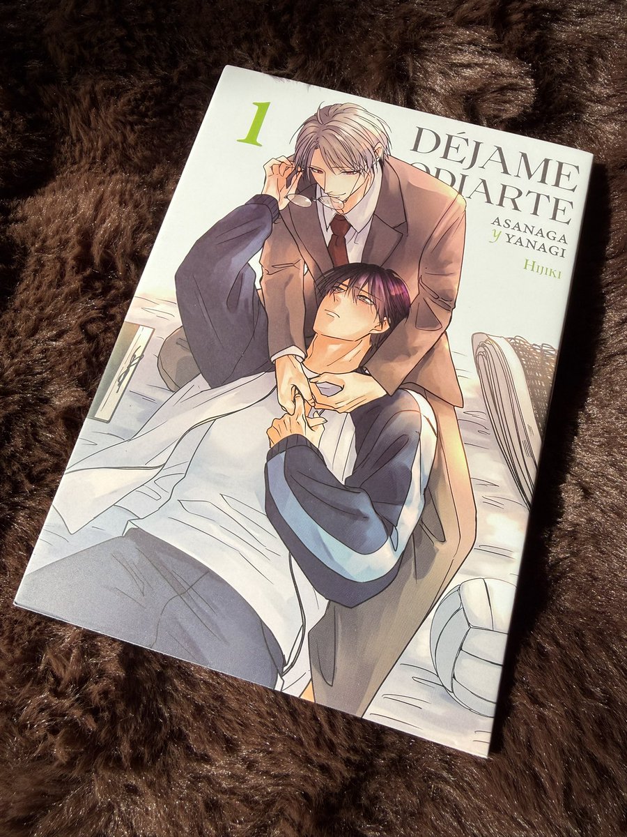 #嫌いでいさせて 朝永先生と柳木先生のスペイン語版見本誌いただきました。今連載中のマネと響羽編の響羽登場巻です。マネも髪型違いますが出てます。あさやな二人の少しずつ歩み寄る恋愛模様をお楽しみください! 