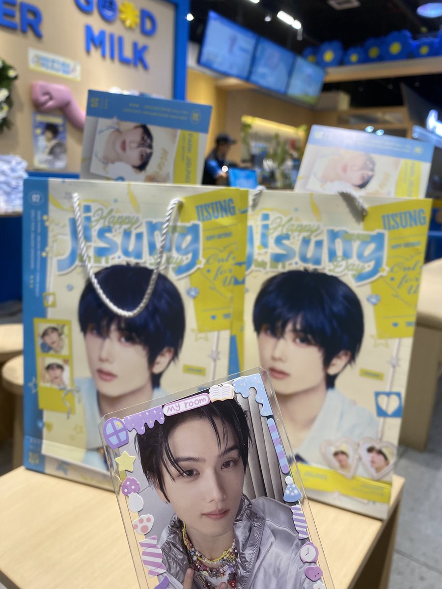 leedongya_66's tweet photo. เช็คอินแล้วค้าบบบบ🫶🏻🫶🏻
#JISUNGInTheWeaveOfStars
#JISUNG_BDAY2026 https://t.co/GQ8Gy4pa0h