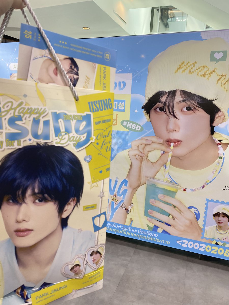 leedongya_66's tweet photo. เช็คอินแล้วค้าบบบบ🫶🏻🫶🏻
#JISUNGInTheWeaveOfStars
#JISUNG_BDAY2026 https://t.co/GQ8Gy4pa0h