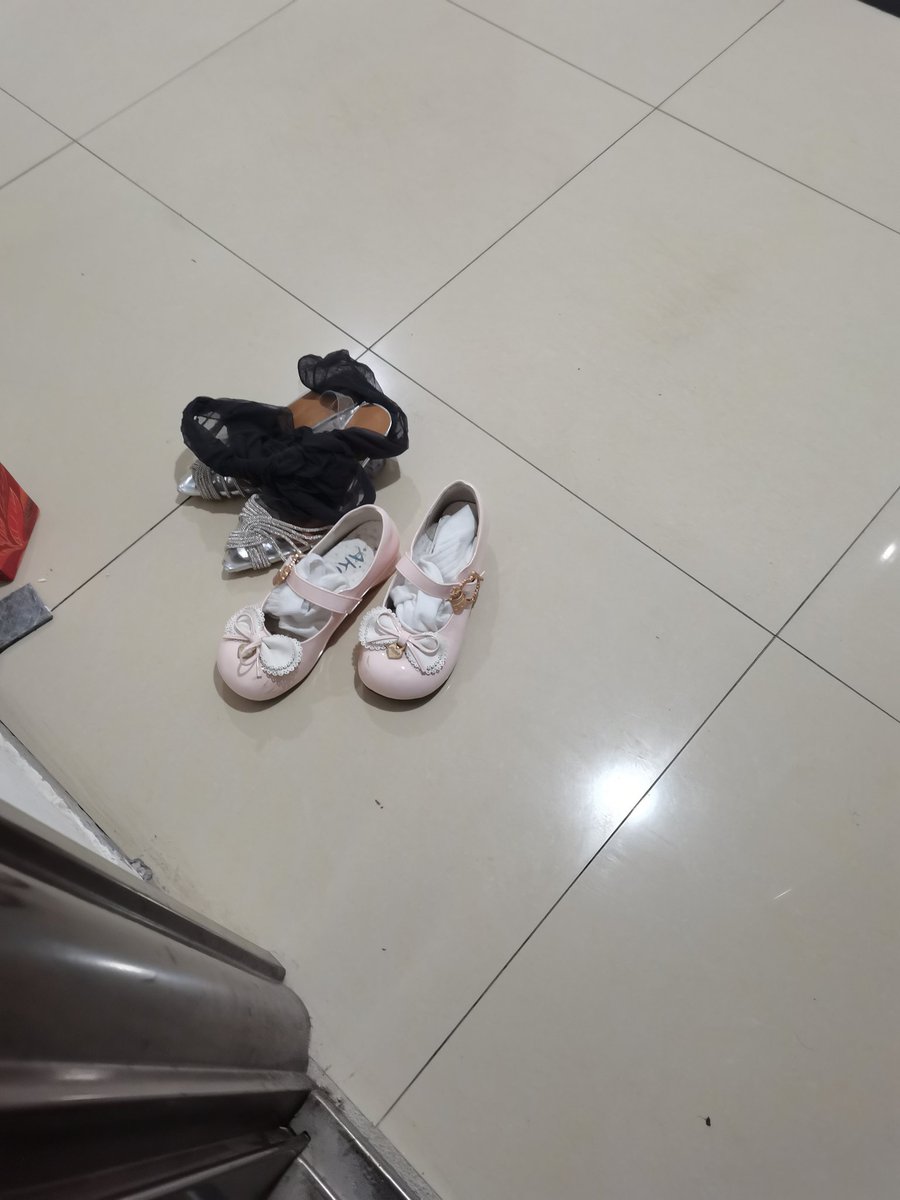 还是想喝奶茶owo tweet media