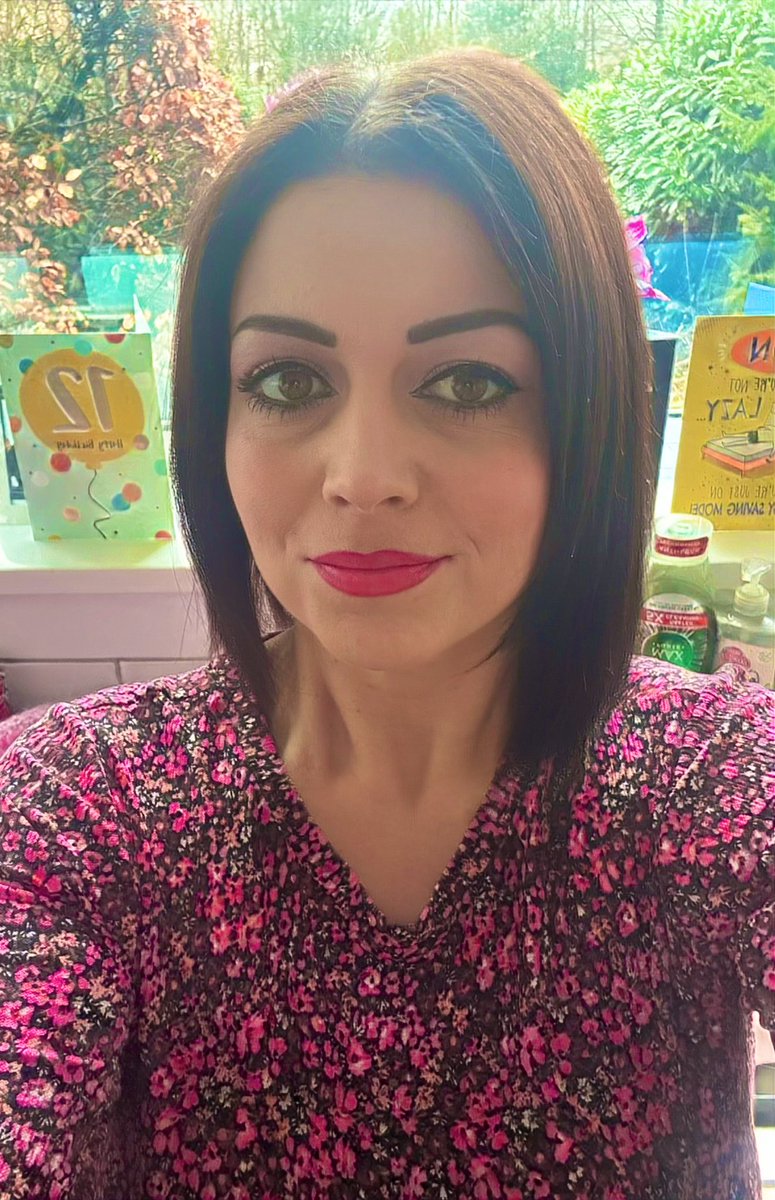 swannface tweet media