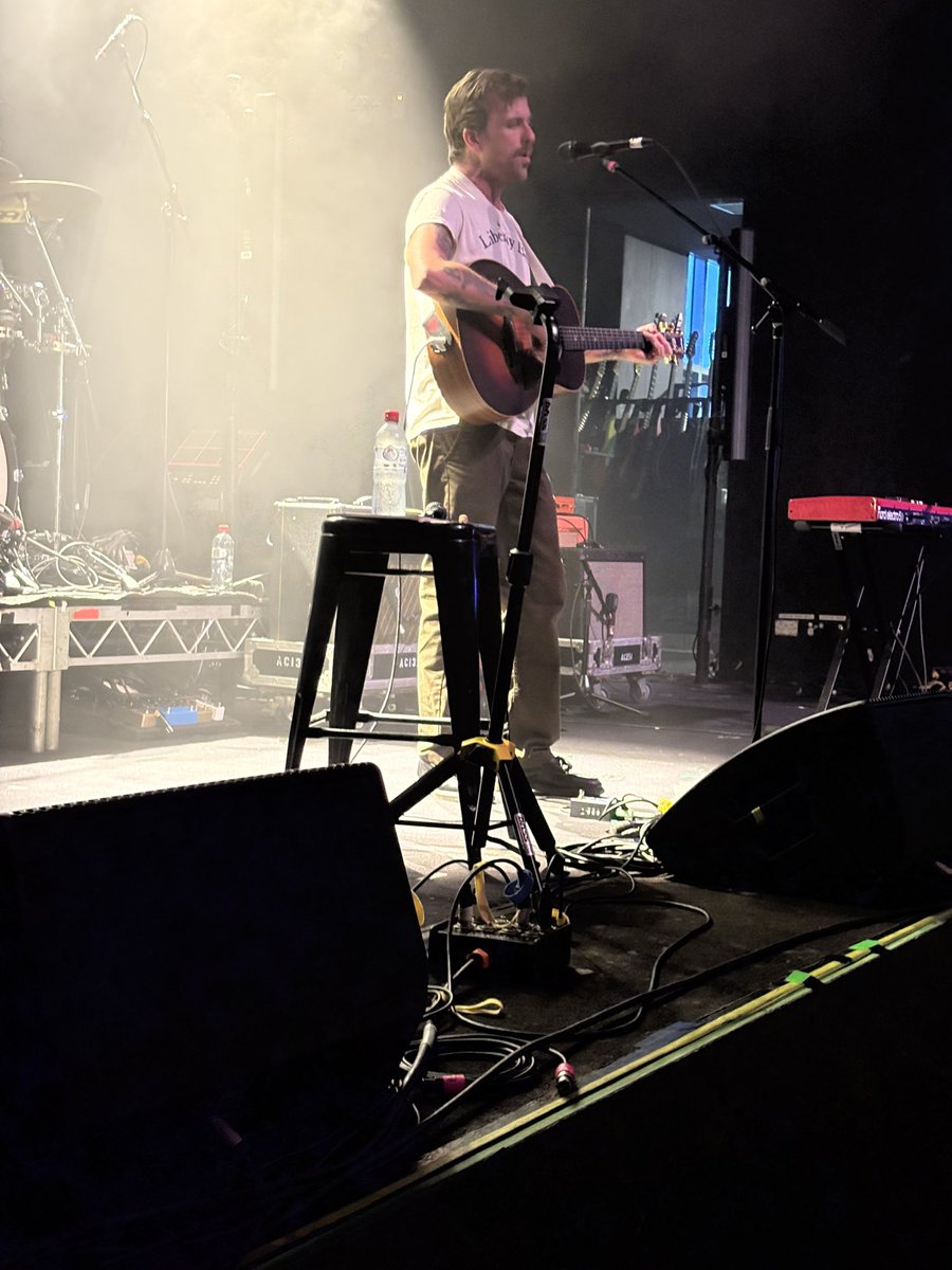 steven 🦇 tweet media