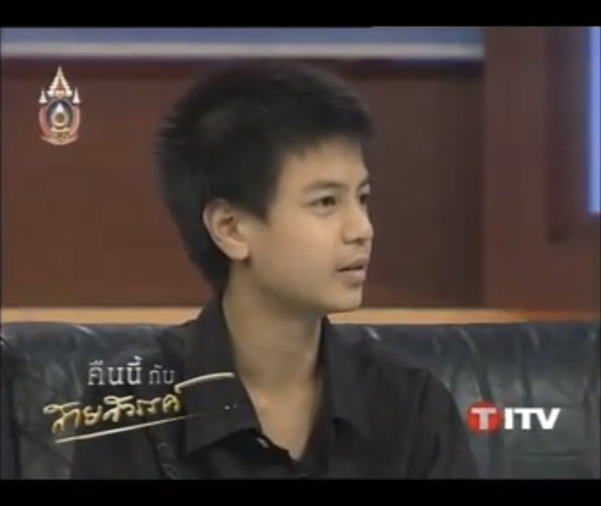 โพสสุดท้ายก่อน ยุติหาเสียง เมื่อวานฉันประทับใจมาก กับการปราศัยของน้องเมื่อวาน เพื่อนหลายคนที่เป็นครู โดนตกหลายคนเลย รวมถึงผู้ปกครองหลายคน คือดีมากจริง ขอบคุณที่การเมืองมีไอติม ขอบคุณที่สู้มาด้วยกันขอบคุณที่ทำงานการเมือง นักการเมืองในอุดมคติของฉัน 🧡 #ไอติมพริษฐ์ #พรรคประชาชน