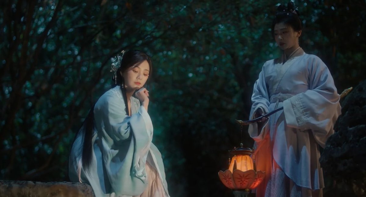 shilitaohua22's tweet photo. #HowDareYou first impressions by a non-novel reader/non-donghua watcher:

- Humor/Comedy on POINT (you'll be WHEEZING 50 seconds in) 🤣
- Costumes/styling is breathtaking everything is EXQUISITE 
- Key players are immediately introduced
- The intrigue THICKENS 

I'm so invested! https://t.co/5Xrtja74TG