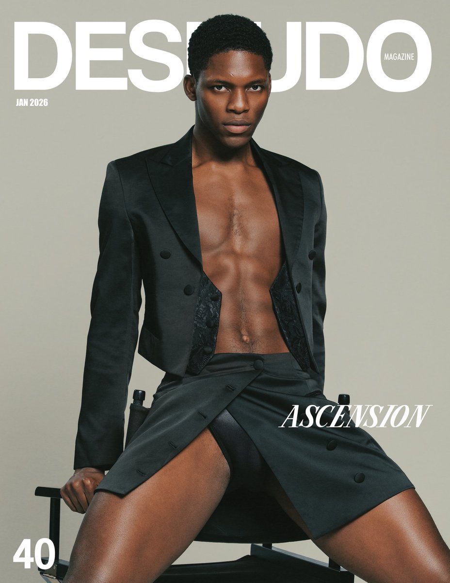 Desnudo Magazine tweet media