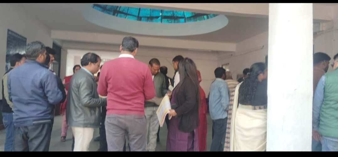 आज दिनांक 7.2.2026 को तहसील, दिवस देवरिया सदर में महिला कल्याण विभाग द्वारा बाल विवाह मुक्त भारत अभियान के अंतर्गत जागरूकता कार्यक्रम आयोजित किया गया। <a href="/dmdeoria/">DM Deoria</a> <a href="/UPMahilaKalyan/">UP Mahila Kalyan</a>