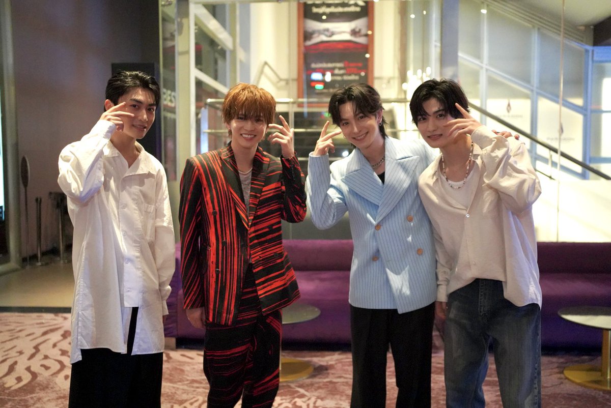 #仮面の忍者赤影 で同じくタイのイベントに登場している #佐藤大樹 さん&amp; #木村慧人 さんと✨

海を越えても縁深いガヴ☺️
「仮面」な作品同士盛り上がっていくガヴ〜🥷🏍️
#仮面ライダーガヴ #FANTASTICS