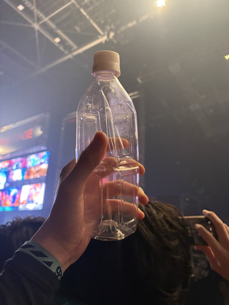 FALX 4/11 you vs fest tweet media