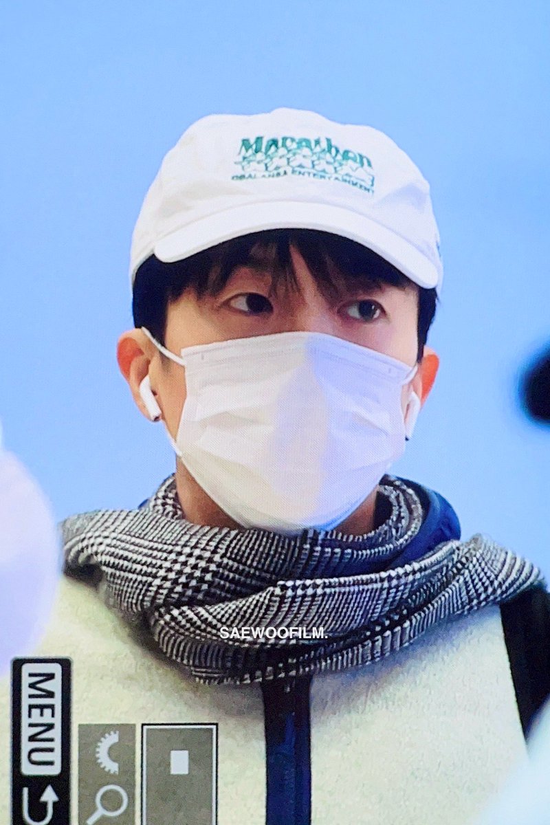 saewoofilm_WY's tweet photo. 260207 출국 #2PM #장우영 #우영 #WOOYOUNG https://t.co/YFz75NCBRi