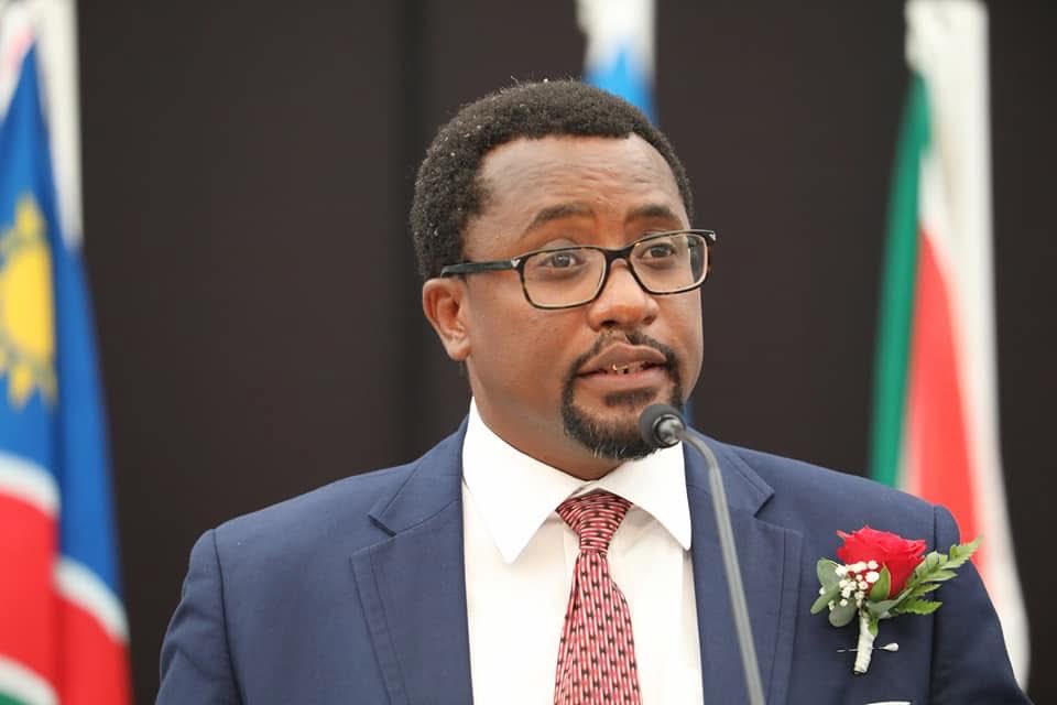 not_princessAP's tweet photo. Namibian journalists are useless man, how do we still not have the guy's side of the story. https://t.co/AdBSe64APA