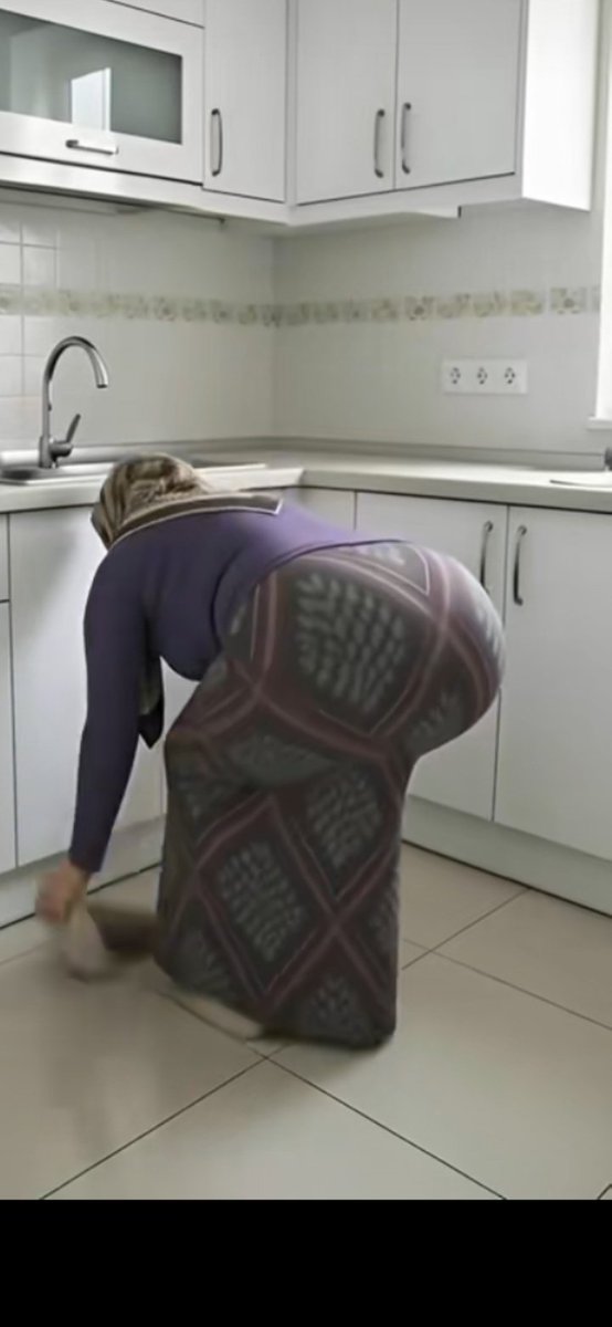 Böyle olgun dolgun karisi olanlar dm