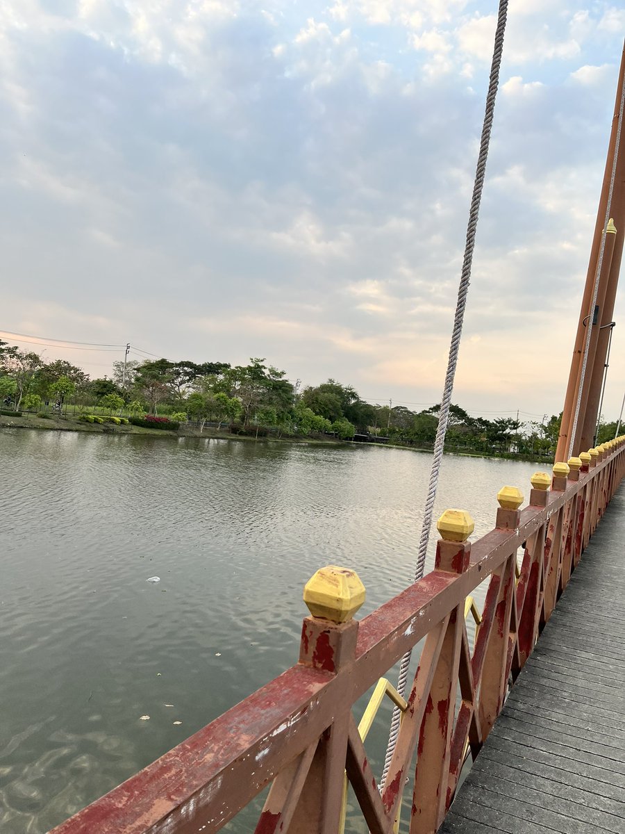 นัดกันไหมม ฟิลเอ้าดอ
#บึงมะขาม #ลาดกระบัง #ร่มเกล้า