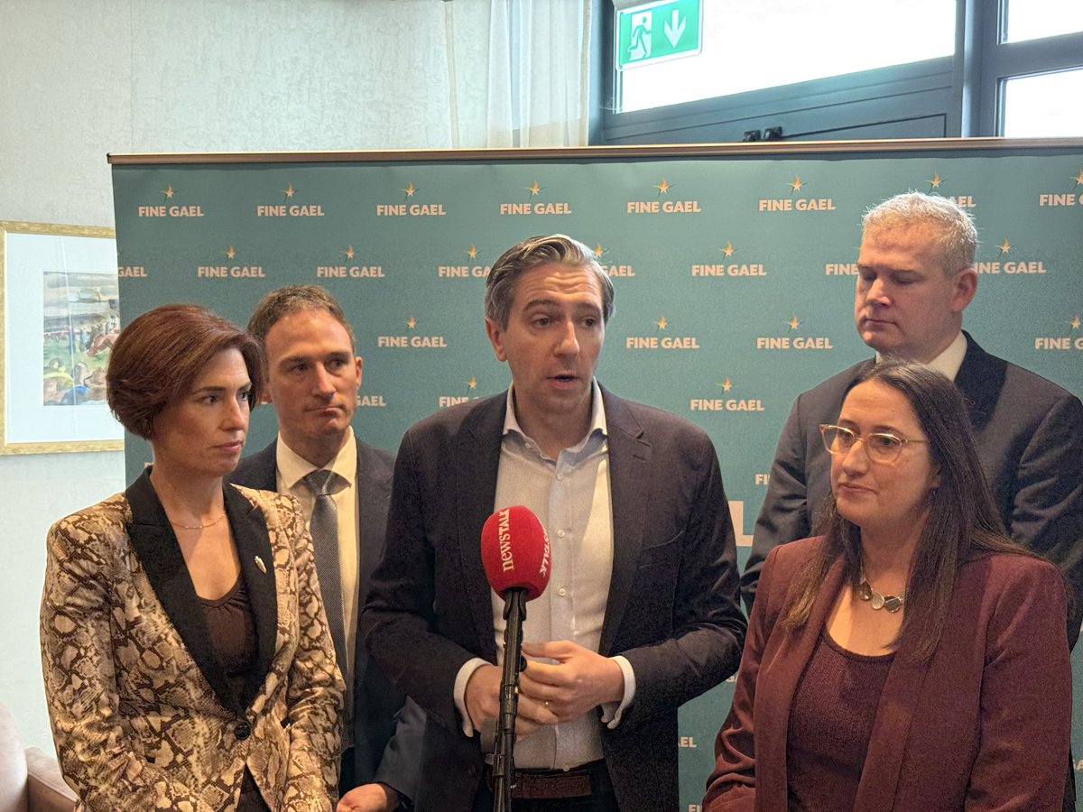 Fine Gael tweet media