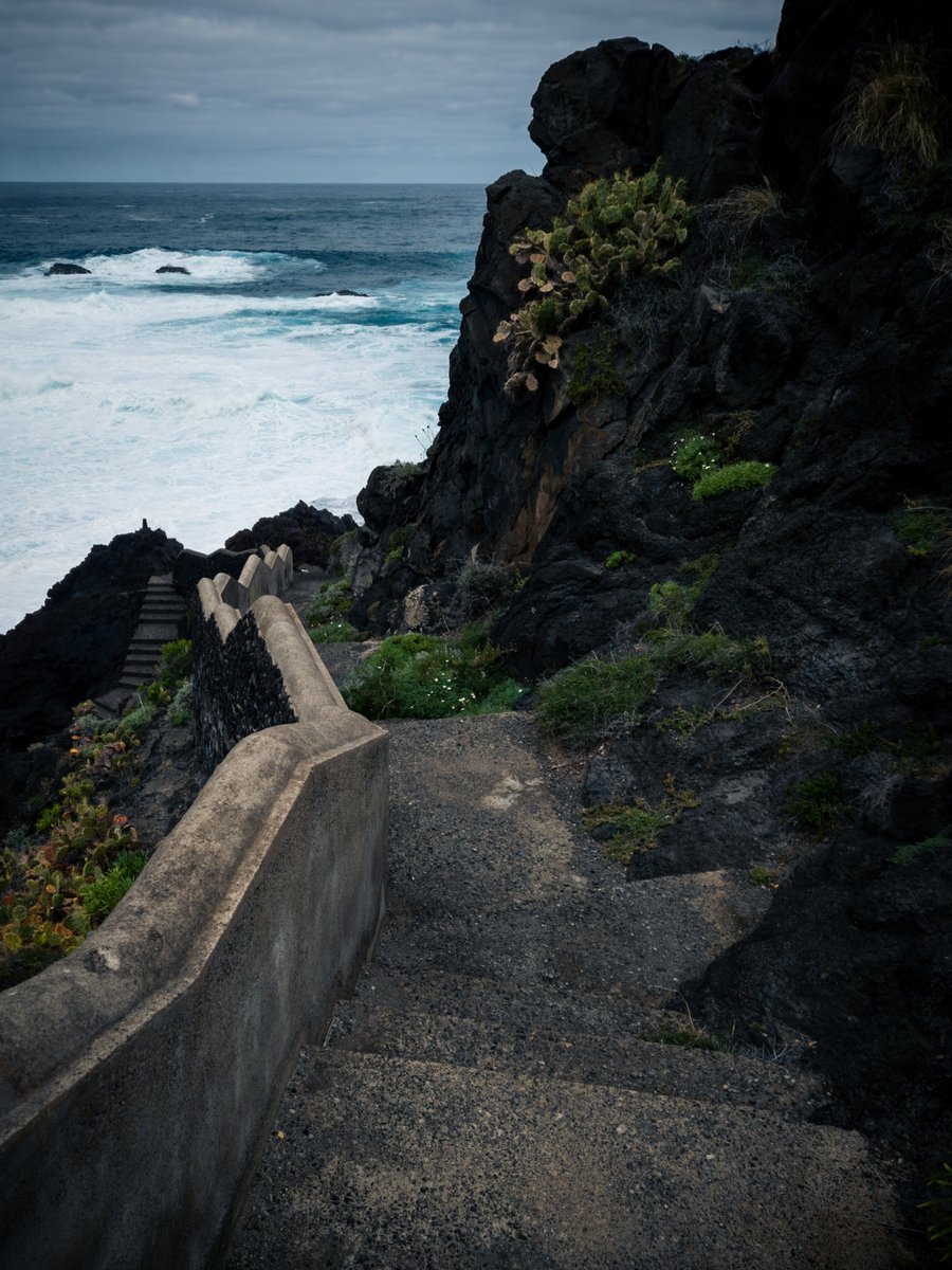 KankaMarcin's tweet image. Tenerife island 🌋
Wild Atlantic crashing against volcanic cliffs 🌊
Moody skies, raw light, no filters on nature 🌬️

#tenerife #canaryislands #atlanticcoast #volcanicisland #oceanmood #rawnature #coastline #landscapephotography #travelphotography #islandvibes #Tenerife2026