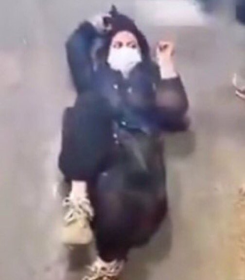 ketabshah3's tweet photo. بقیه کشته ها رو کاری ندارم اصلا کی کشته، ولی این دو تا رو فقط مشخص کنید چرا اینجا زنده اند و بعدش کشته شدند، چرا دستگیر نشدند، کجا و چه جوری کشته شدند؟! https://t.co/3G0YR5pUXT